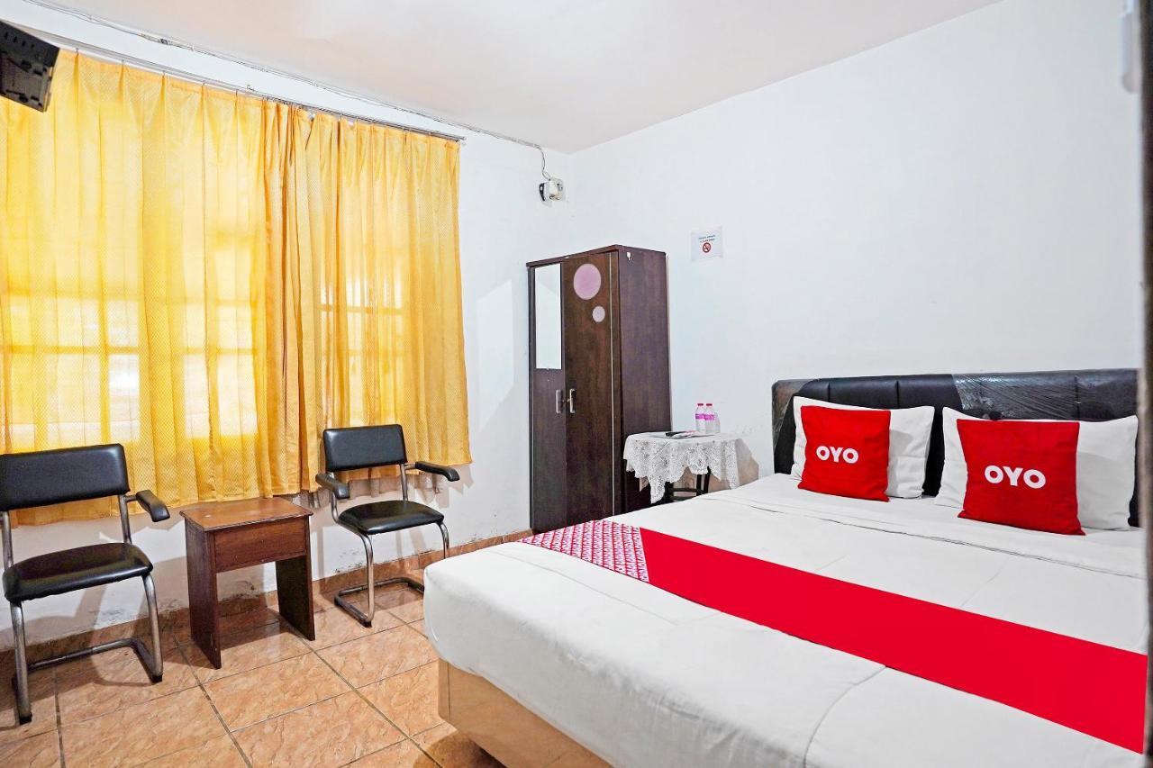 Oyo 91390 Kost Grand Royal Elite Hotel Surabaya Eksteriør billede